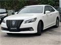 2015 Toyota Crown Hybrid
