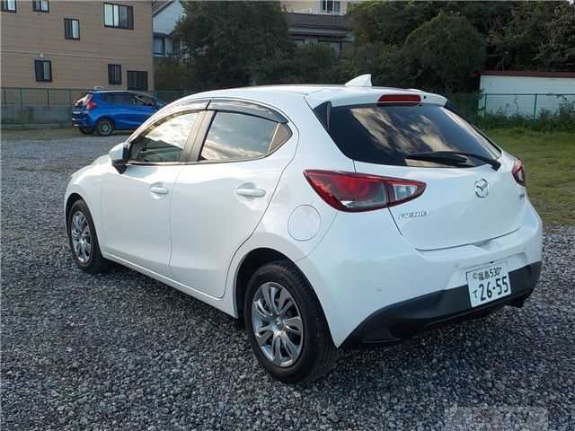 2018 Mazda Demio