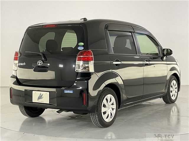 2016 Toyota SPADE