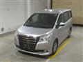 2015 Toyota Noah