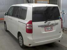 2013 Toyota Noah