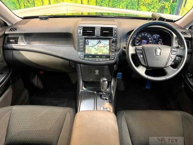 2009 Toyota Crown