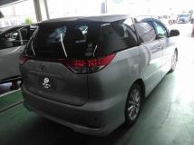 2011 Toyota Estima