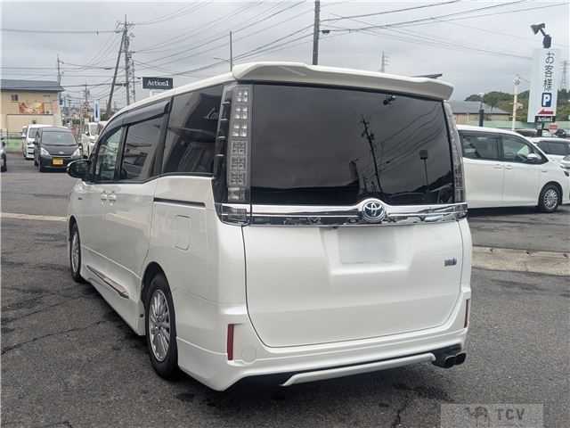 2015 Toyota Voxy