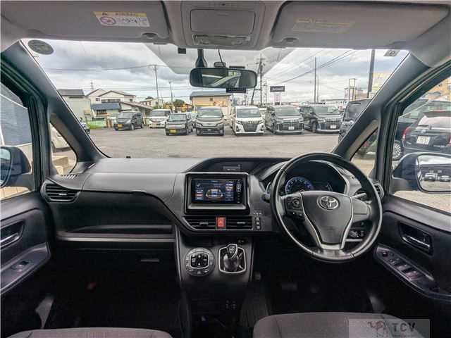 2015 Toyota Noah