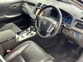 2010 Toyota Crown Hybrid