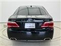 2010 Toyota Crown Hybrid