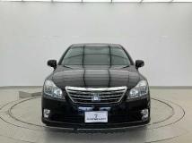 2010 Toyota Crown Hybrid
