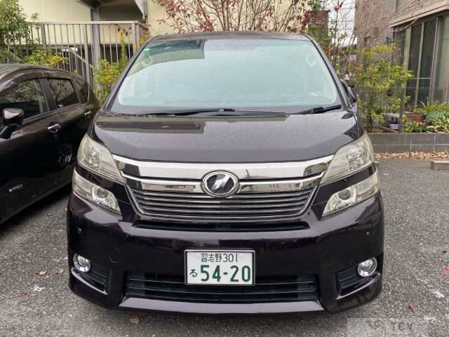 2011 Toyota Vellfire