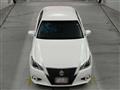 2015 Toyota Crown Hybrid