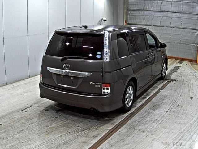 2017 Toyota Isis