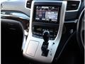 2013 Toyota Vellfire