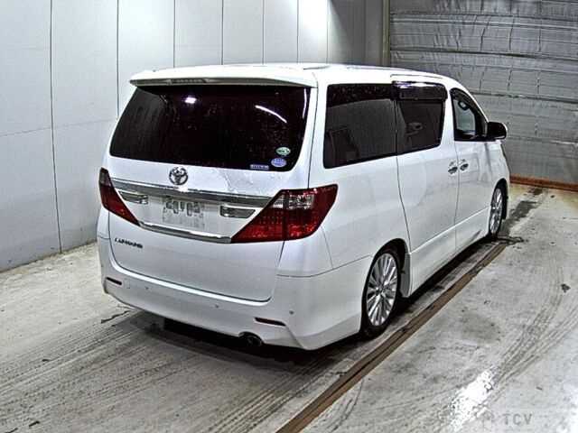 2013 Toyota Alphard