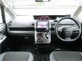 2013 Toyota Voxy