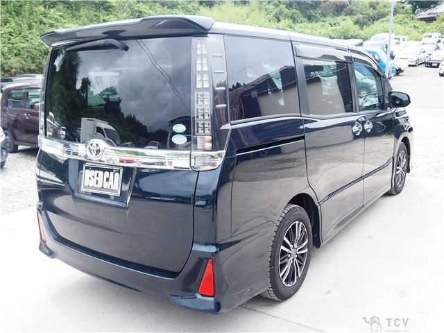 2015 Toyota Voxy