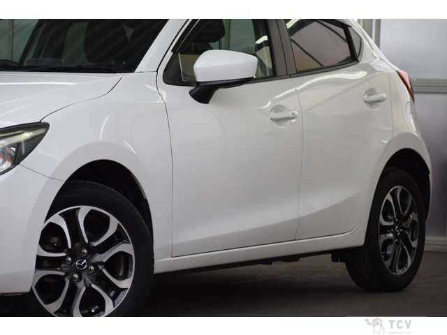 2015 Mazda Demio