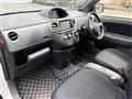 2013 Toyota Sienta