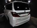 2013 Toyota Alphard