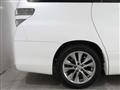2010 Toyota Vellfire