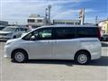 2015 Toyota Noah