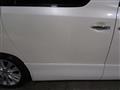 2010 Toyota Vellfire