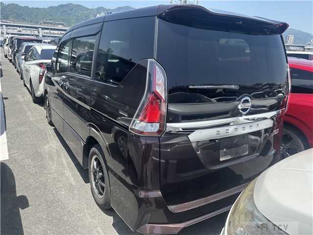 2017 Nissan Serena