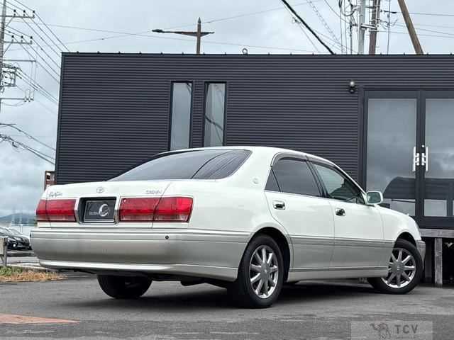 2003 Toyota Crown