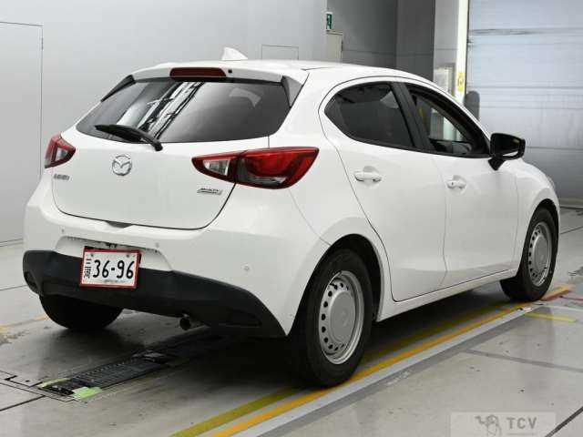 2019 Mazda Demio