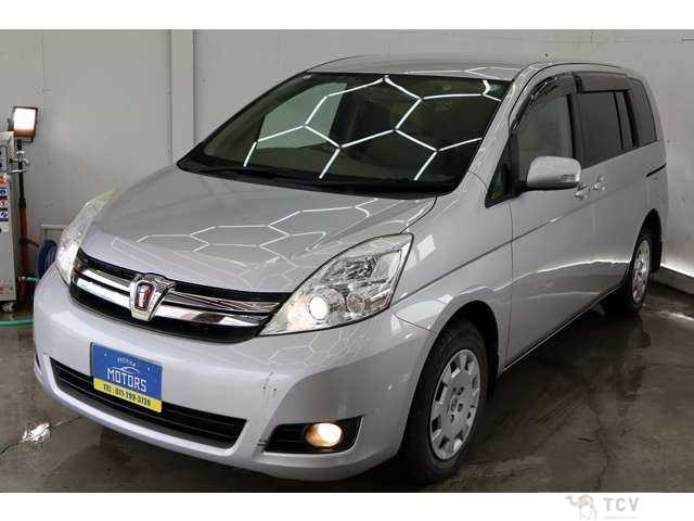 2011 Toyota Isis