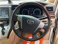 2013 Toyota Alphard