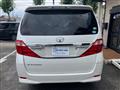 2013 Toyota Alphard
