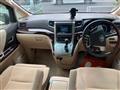 2013 Toyota Alphard