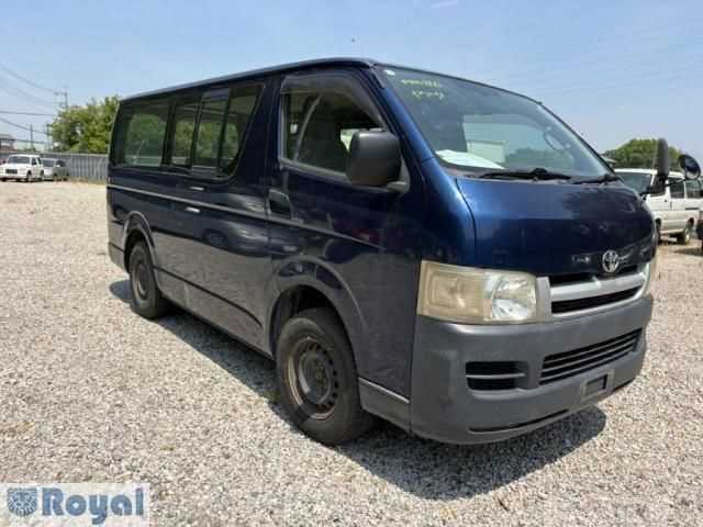 2004 Toyota Hiace Van