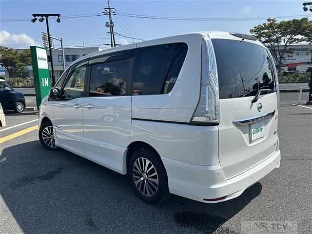 2015 Nissan Serena