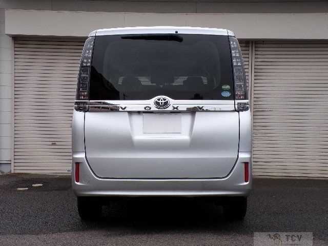 2014 Toyota Voxy