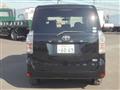2010 Toyota Voxy