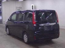 2015 Toyota Noah