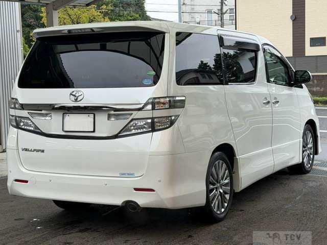 2013 Toyota Vellfire