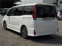 2014 Toyota Noah