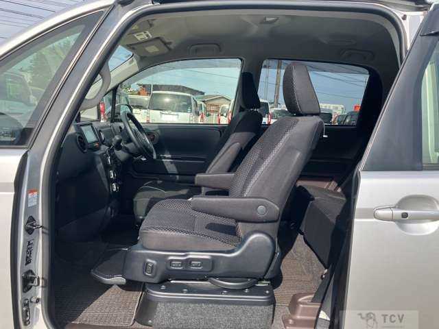 2016 Toyota SPADE