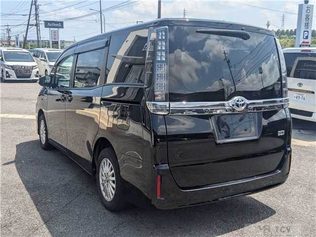 2015 Toyota Voxy