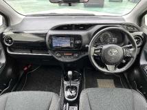 2017 Toyota Vitz