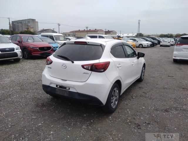2019 Mazda Demio