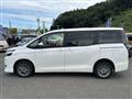 2016 Toyota Voxy