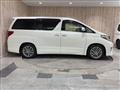 2014 Toyota Alphard