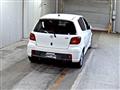 2003 Toyota Vitz