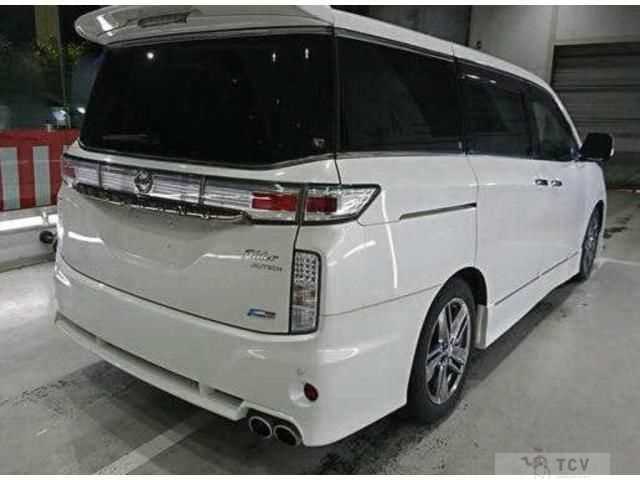 2011 Nissan Elgrand