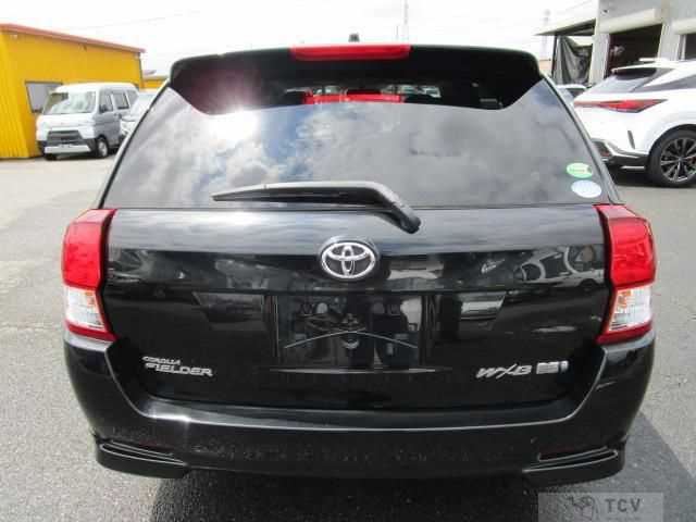2013 Toyota Corolla Fielder