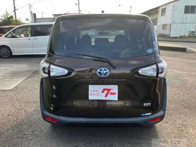 2016 Toyota Sienta
