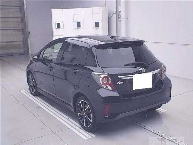 2016 Toyota Vitz